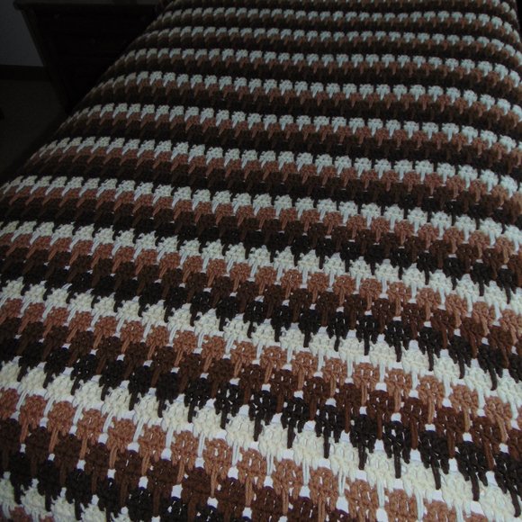 Vintage Afghan, Handmade, Shades of Brown, Beige and Ivory, 60 x76 - Picture 15 of 16